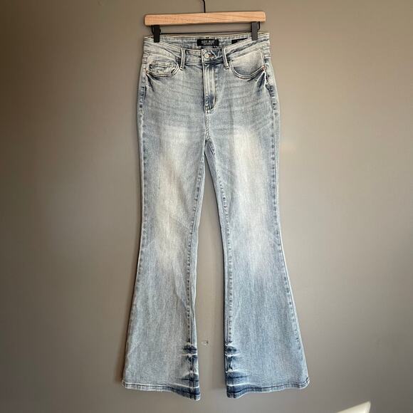 Judy Blue Megan Mid Rise Tinted Pin Tack Detail Flare Jeans Size 28 Blue Stretch - Picture 3 of 16